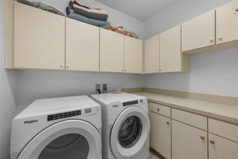 House in Kissimmee, Florida 3 bedrooms, 231.7 sq.m. № 1826486 - photo 20