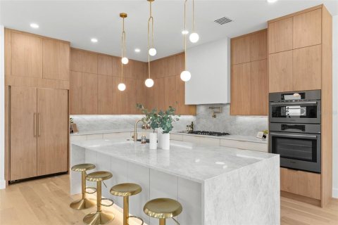 Villa ou maison à vendre à Tampa, Floride: 5 chambres, 327.76 m2 № 2284071 - photo 18