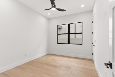 Villa ou maison à vendre à Tampa, Floride: 5 chambres, 327.76 m2 № 2284071 - photo 23