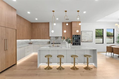 Villa ou maison à vendre à Tampa, Floride: 5 chambres, 327.76 m2 № 2284071 - photo 16