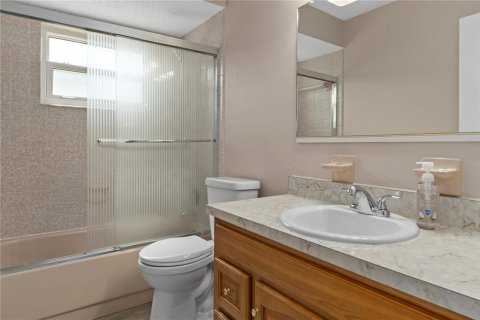 Villa ou maison à vendre à Spring Hill, Floride: 3 chambres, 118.91 m2 № 2314447 - photo 21
