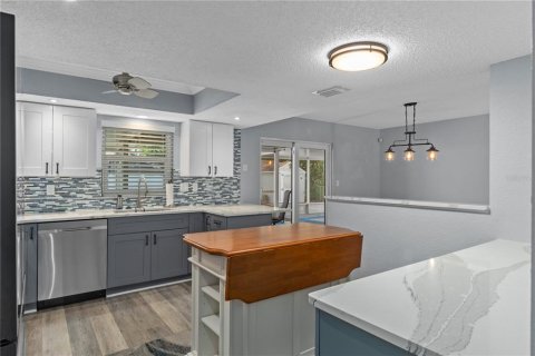 Villa ou maison à vendre à Spring Hill, Floride: 3 chambres, 118.91 m2 № 2314447 - photo 13