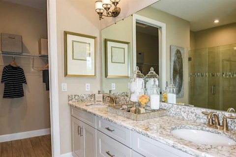 Villa ou maison à vendre à Bradenton, Floride: 2 chambres, 156.91 m2 № 2356281 - photo 16