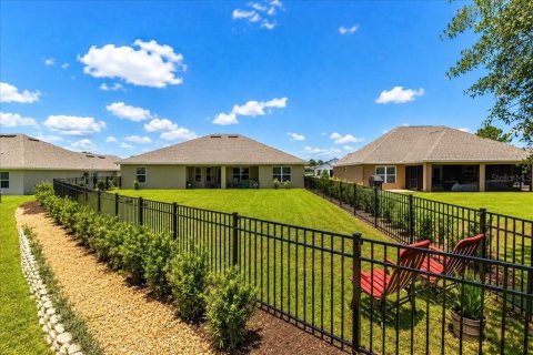 House in Dunnellon, Florida 4 bedrooms, 211.72 sq.m. № 2277938 - photo 8
