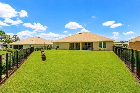 House in Dunnellon, Florida 4 bedrooms, 211.72 sq.m. № 2277938 - photo 13
