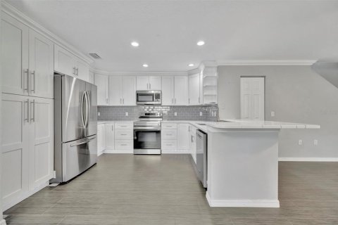 Townhouse in Valrico, Florida 3 bedrooms, 146.14 sq.m. № 1880747 - photo 22