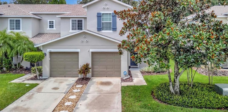 Townhouse in Valrico, Florida 3 bedrooms, 146.14 sq.m. № 1880747