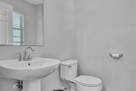Townhouse in Valrico, Florida 3 bedrooms, 146.14 sq.m. № 1880747 - photo 12