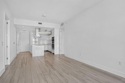 Condominio en alquiler en Boca Raton, Florida, 2 dormitorios, 106.93 m2 № 2181712 - foto 9