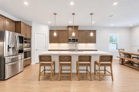 Villa ou maison à louer à Clermont, Floride: 4 chambres, 236.9 m2 № 2433124 - photo 7