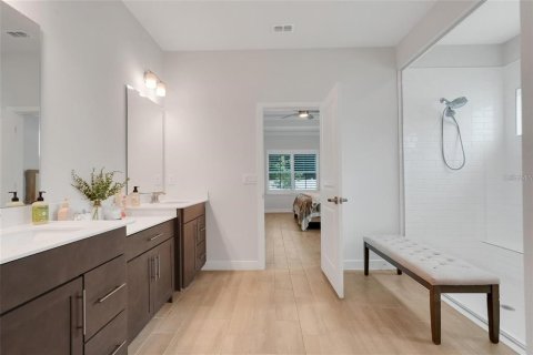 Villa ou maison à louer à Clermont, Floride: 4 chambres, 236.9 m2 № 2433124 - photo 17