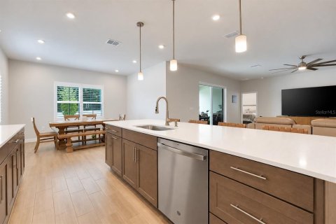 Villa ou maison à louer à Clermont, Floride: 4 chambres, 236.9 m2 № 2433124 - photo 8