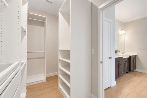 Villa ou maison à louer à Clermont, Floride: 4 chambres, 236.9 m2 № 2433124 - photo 19