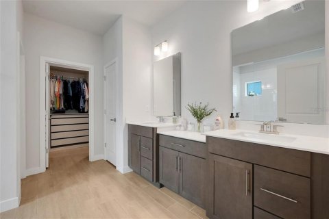 Villa ou maison à louer à Clermont, Floride: 4 chambres, 236.9 m2 № 2433124 - photo 16