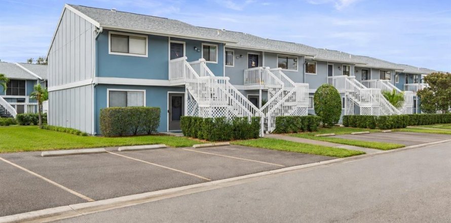Condominio en Bradenton, Florida, 2 dormitorios № 2234770