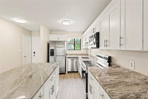 Condominio en venta en Bradenton, Florida, 2 dormitorios, 86.96 m2 № 2234770 - foto 3