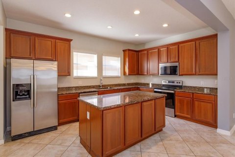 Casa en venta en Davenport, Florida, 5 dormitorios, 300.54 m2 № 2420542 - foto 8
