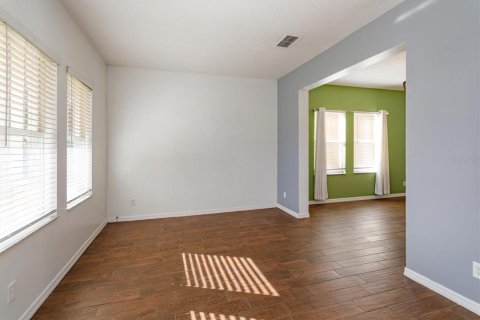 Casa en venta en Davenport, Florida, 5 dormitorios, 300.54 m2 № 2420542 - foto 5