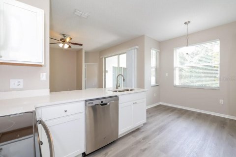 House in Kissimmee, Florida 4 bedrooms, 164.81 sq.m. № 1873157 - photo 7