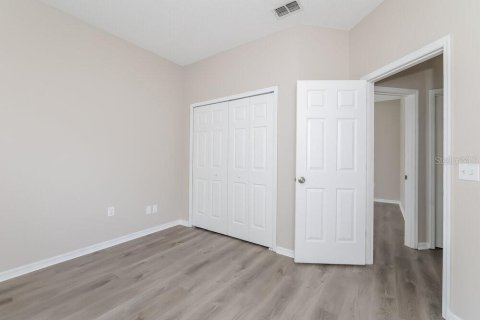 House in Kissimmee, Florida 4 bedrooms, 164.81 sq.m. № 1873157 - photo 13