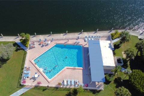 Condominio en venta en Aventura, Florida, 1 dormitorio, 70.88 m2 № 1709300 - foto 25