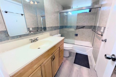 Condominio en venta en Aventura, Florida, 1 dormitorio, 70.88 m2 № 1709300 - foto 10