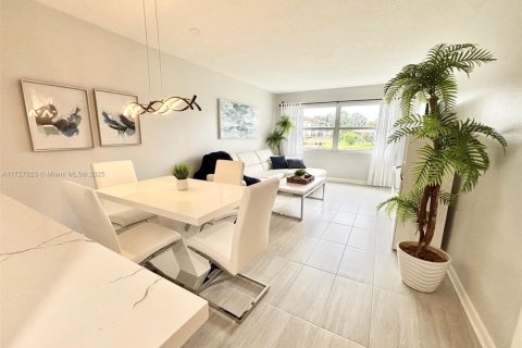 Купить кондоминиум в Лодердейл-Лейкс, Флорида 1 спальня, 63.55м2, № 1940112 - фото 11