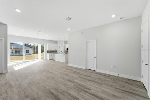 House in Ocala, Florida 4 bedrooms, 167.41 sq.m. № 2233085 - photo 9