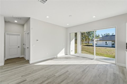 House in Ocala, Florida 4 bedrooms, 167.41 sq.m. № 2233085 - photo 12