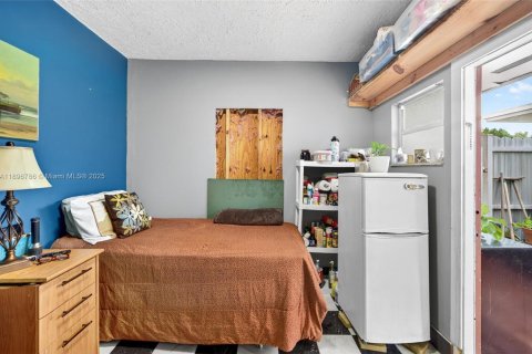Casa en venta en Miami, Florida, 4 dormitorios, 146.23 m2 № 1947821 - foto 30