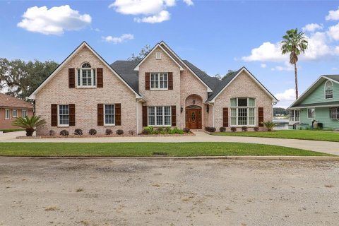 Villa ou maison à vendre à Hawthorne, Floride: 6 chambres, 442.12 m2 № 2389312 - photo 2