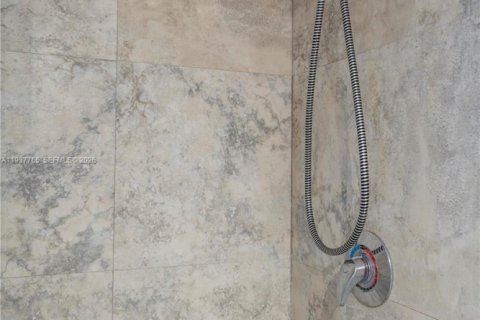 Снять в аренду кондоминиум в Майами-Бич, Флорида 2 спальни, 123.19м2, № 1995418 - фото 14