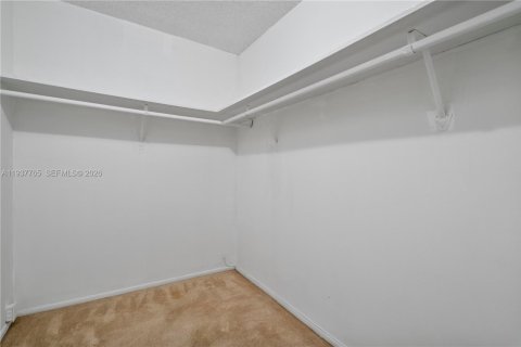 Снять в аренду кондоминиум в Майами-Бич, Флорида 2 спальни, 123.19м2, № 1995418 - фото 7