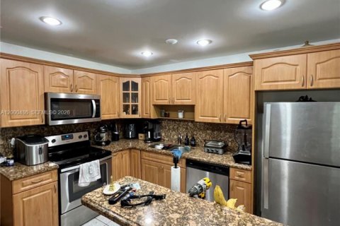 Condominio en venta en Cutler Bay, Florida, 2 dormitorios, 87.33 m2 № 2170157 - foto 7