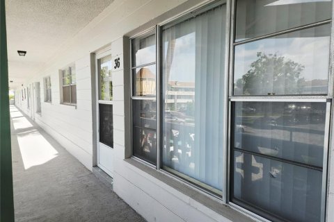 Condominio en alquiler en Clearwater, Florida, 2 dormitorios, 102.19 m2 № 1787617 - foto 2