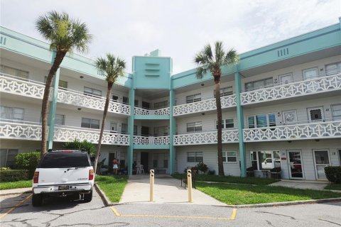 Condominio en alquiler en Clearwater, Florida, 2 dormitorios, 102.19 m2 № 1787617 - foto 1
