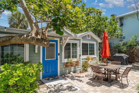 House in Anna Maria, Florida 4 bedrooms, 203.18 sq.m. № 1791197 - photo 20