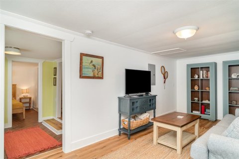 House in Anna Maria, Florida 4 bedrooms, 203.18 sq.m. № 1791197 - photo 23