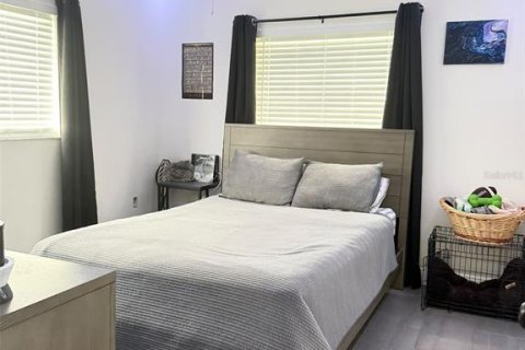 Villa ou maison à louer à Orlando, Floride: 3 chambres, 92.16 m2 № 2400986 - photo 10