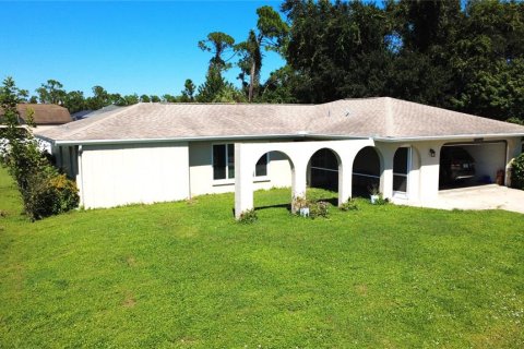 Villa ou maison à vendre à Port Charlotte, Floride: 2 chambres, 115.85 m2 № 2424106 - photo 25