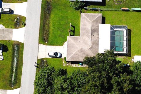 Villa ou maison à vendre à Port Charlotte, Floride: 2 chambres, 115.85 m2 № 2424106 - photo 23
