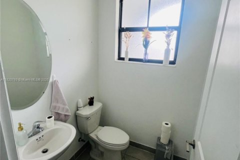 Купить виллу или дом в Хомстед, Флорида 3 спальни, 137.77м2, № 1779257 - фото 7