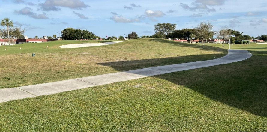 Condo in Delray Beach, Florida, 1 bedroom  № 1050974
