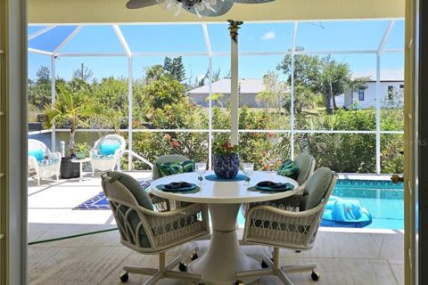 Villa ou maison à vendre à Port Charlotte, Floride: 3 chambres, 155.15 m2 № 2220510 - photo 5