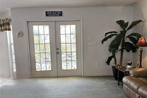 Villa ou maison à vendre à Port Charlotte, Floride: 3 chambres, 155.15 m2 № 2220510 - photo 4