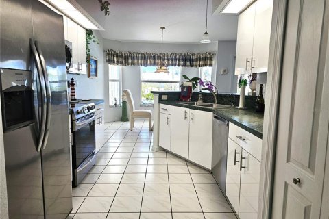 Villa ou maison à vendre à Port Charlotte, Floride: 3 chambres, 155.15 m2 № 2220510 - photo 7