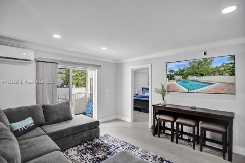 Copropriété à vendre à Fort Lauderdale, Floride: 2 chambres, 78.97 m2 № 1979428 - photo 9