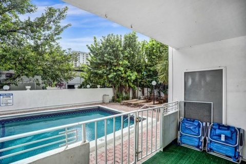 Copropriété à vendre à Fort Lauderdale, Floride: 2 chambres, 78.97 m2 № 1979428 - photo 7