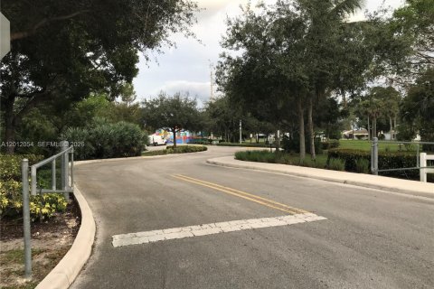 Villa ou maison à vendre à Tamarac, Floride: 2 chambres, 93.09 m2 № 2075047 - photo 21