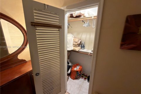 Villa ou maison à vendre à Tamarac, Floride: 2 chambres, 93.09 m2 № 2075047 - photo 13